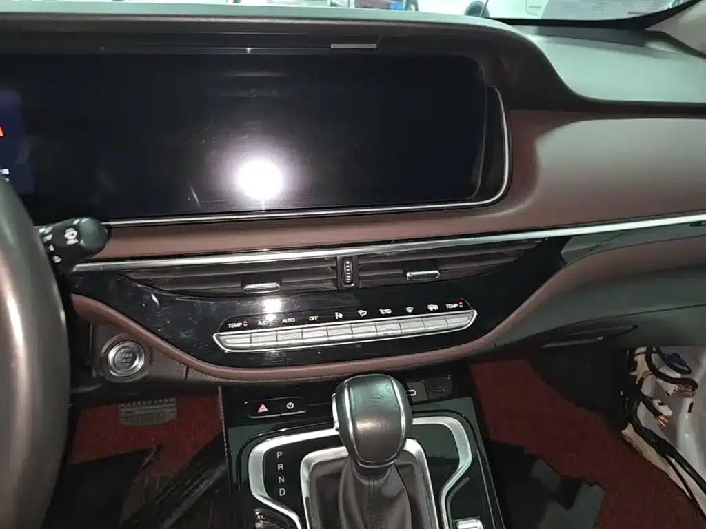 Trumpchi M6 2023 PRO 270T DCT Luxury Edition — миниатюра 13