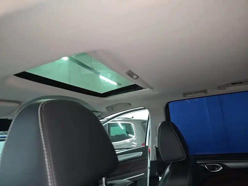 Trumpchi M6 2023 PRO 270T DCT Luxury Edition — миниатюра 18