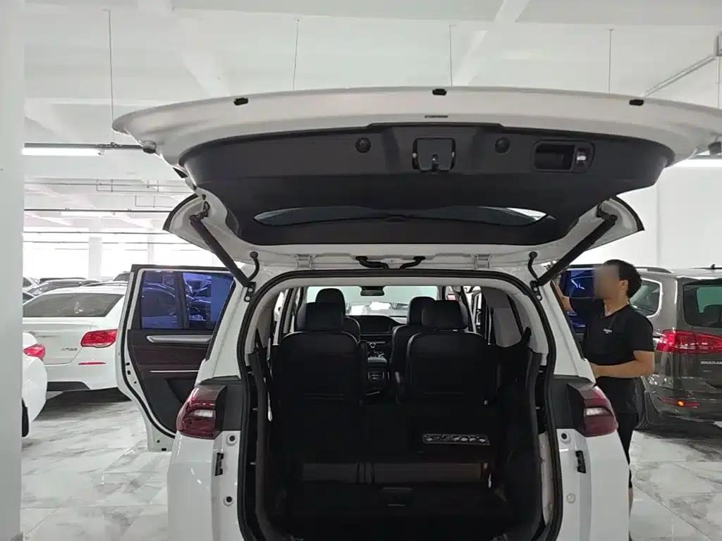 Trumpchi M6 2023 PRO 270T DCT Luxury Edition — миниатюра 19
