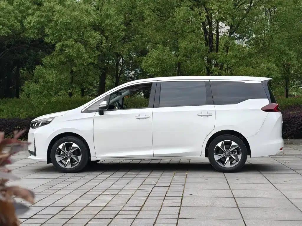 Trumpchi M6 2023 PRO 270T DCT Luxury Edition — миниатюра 5