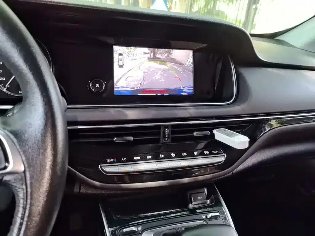 Trumpchi M6 2019 270T DCT Premium Edition (Six Seats) National VI Emission Standard — миниатюра 13