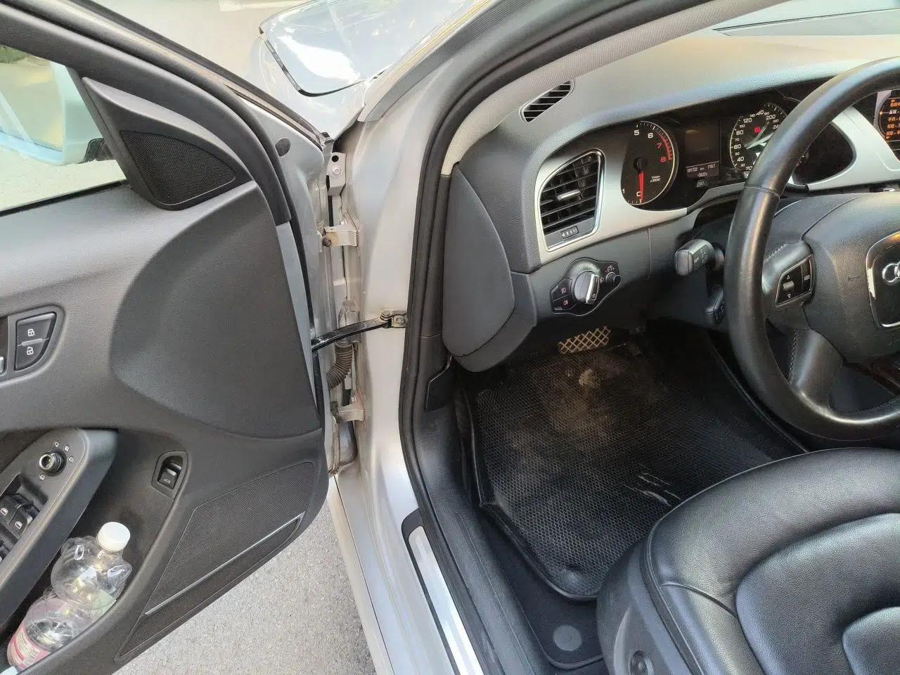 Audi A4L 2012 2.0 TFSI Automatic Technology Model — миниатюра 16