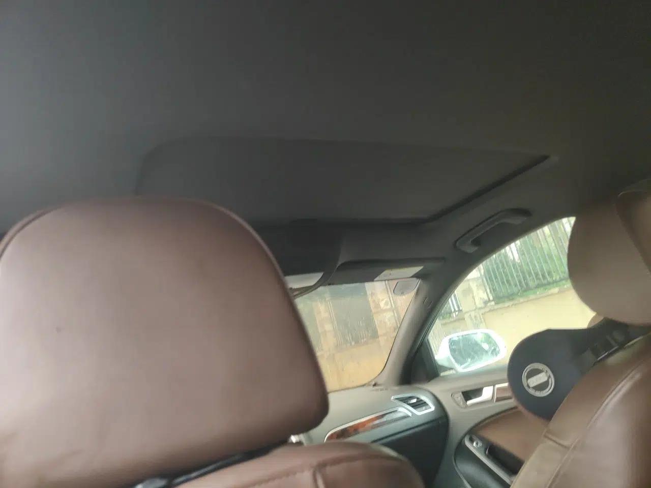 Audi A4L 2015 35 TFSI Automatic Comfort Model — миниатюра 18