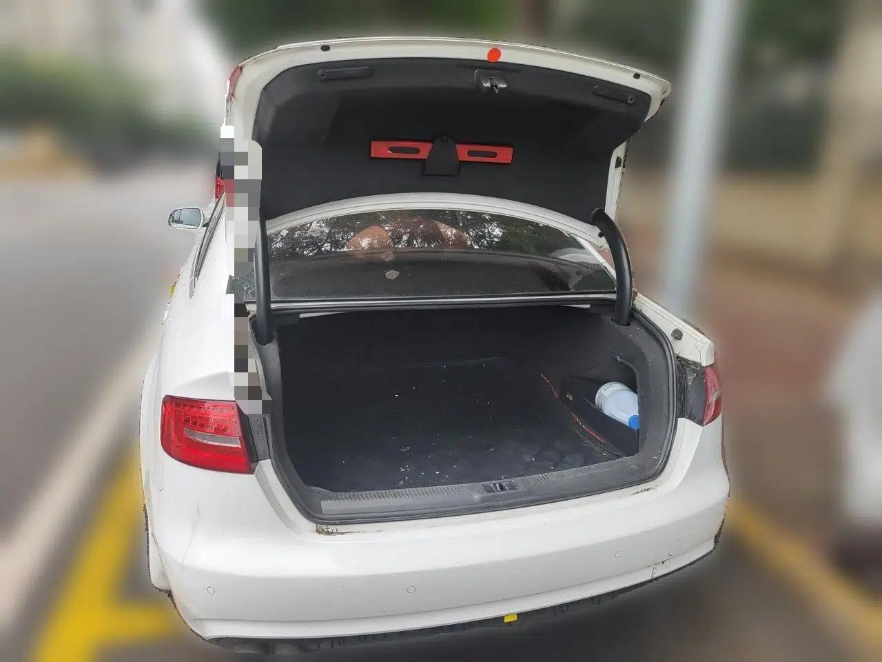 Audi A4L 2015 35 TFSI Automatic Comfort Model — миниатюра 19