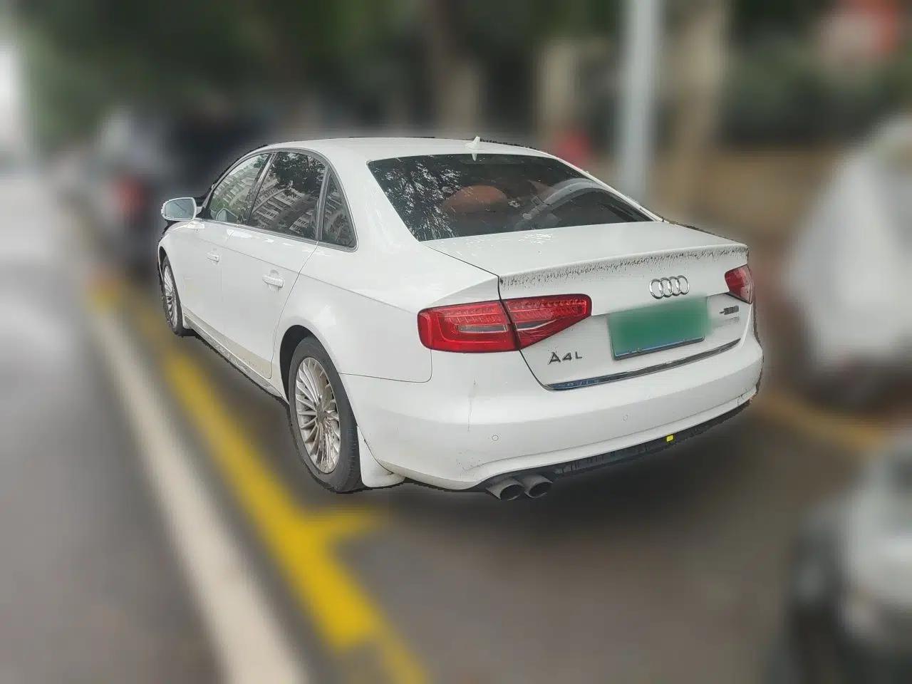 Audi A4L 2015 35 TFSI Automatic Comfort Model — миниатюра 4