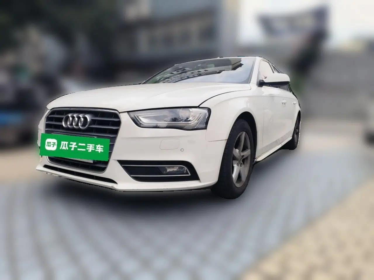 Audi A4L 2015 35 TFSI Automatic Standard Model — миниатюра 1