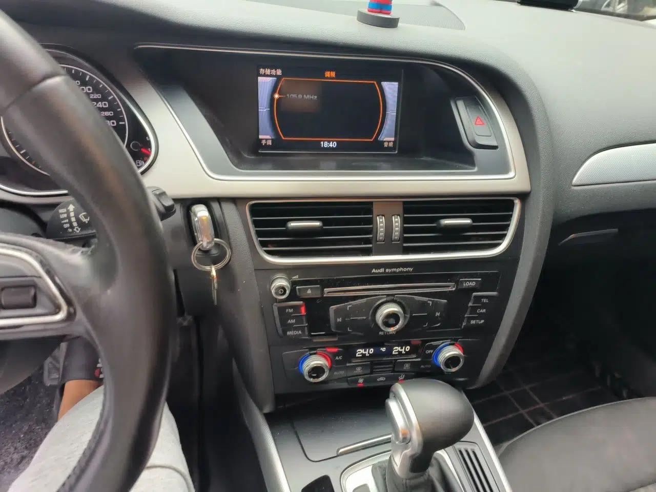 Audi A4L 2015 35 TFSI Automatic Standard Model — миниатюра 12