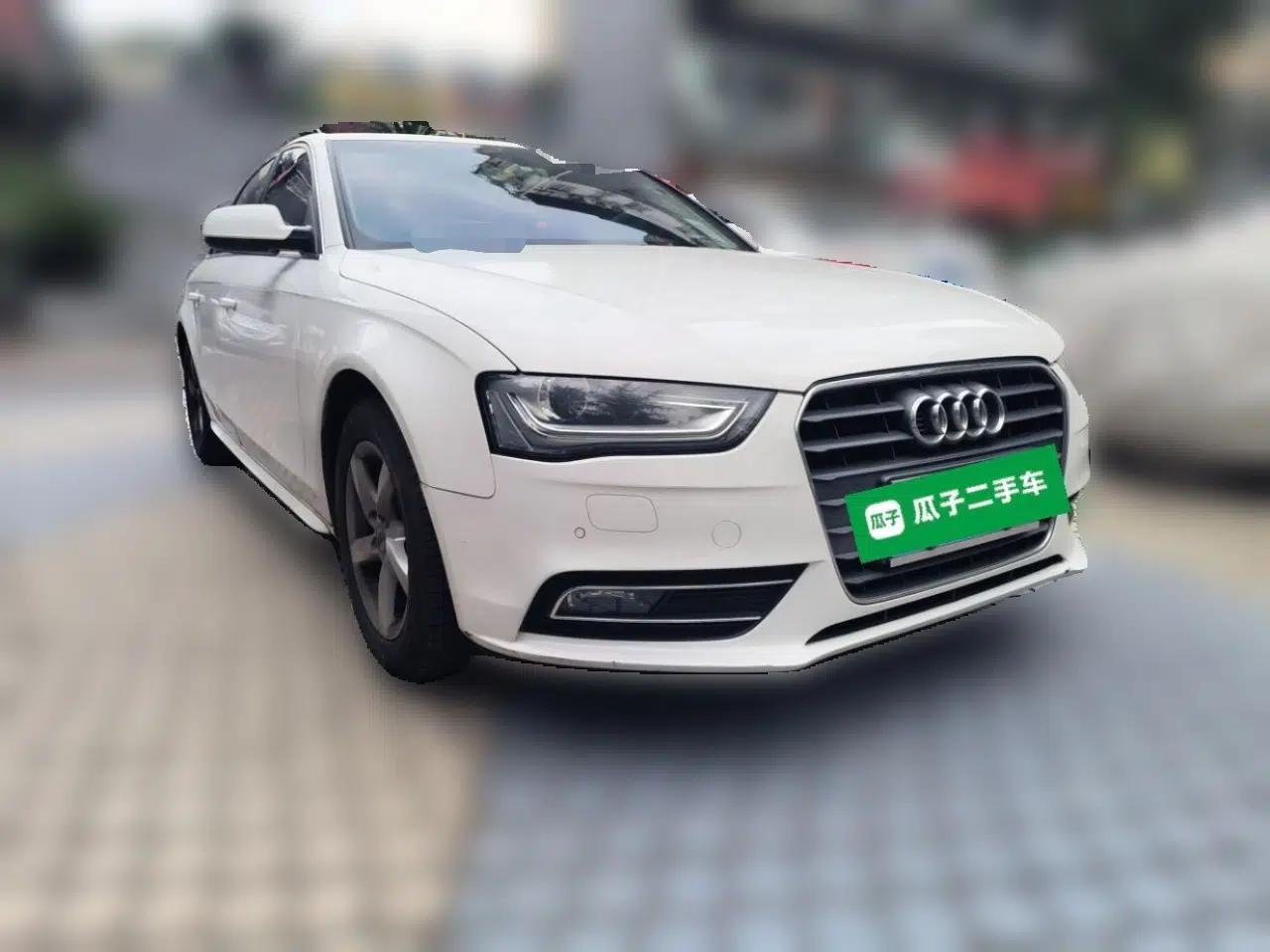 Audi A4L 2015 35 TFSI Automatic Standard Model — миниатюра 3