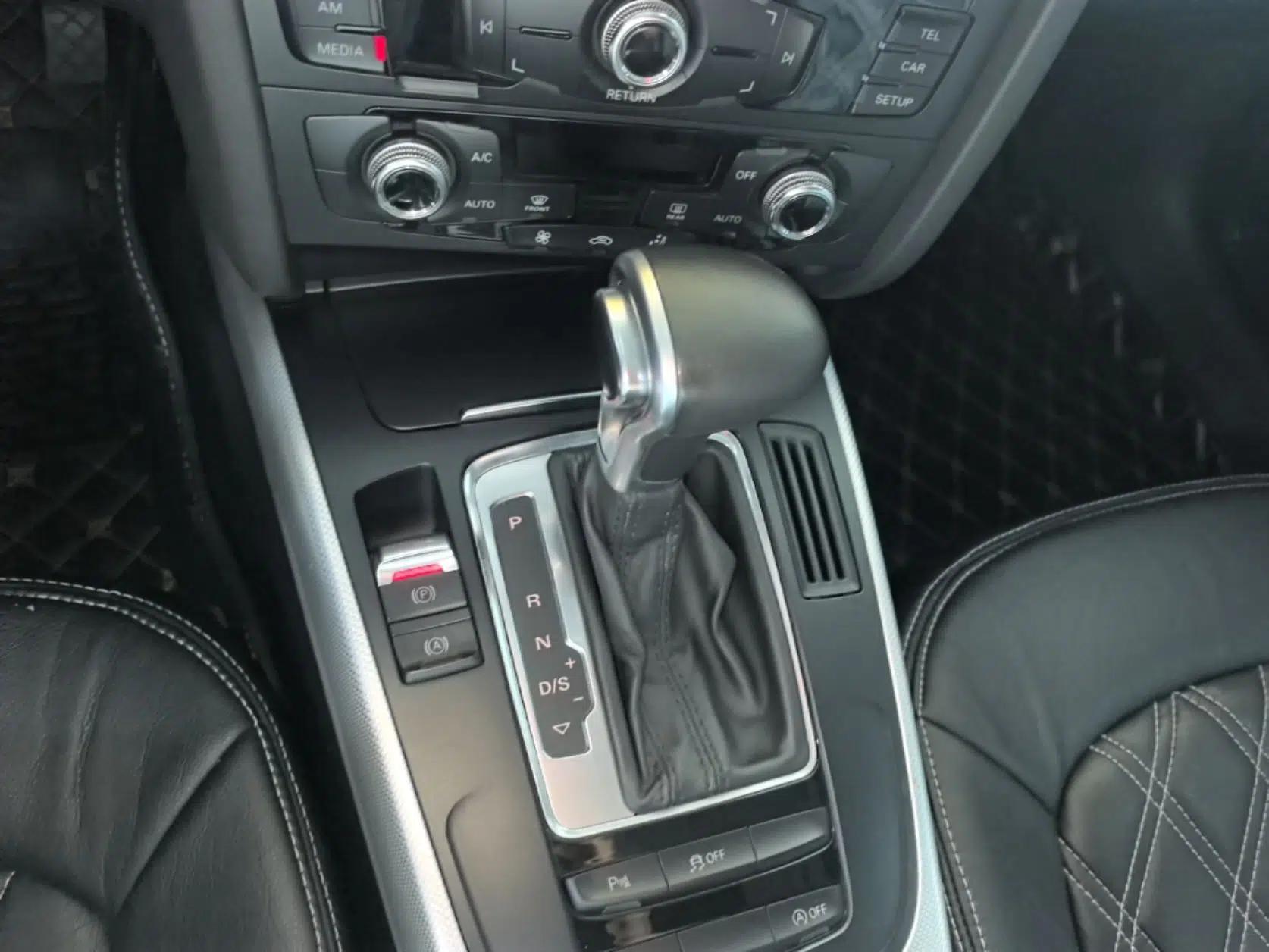 Audi A4L 2015 35 TFSI Automatic Standard Model — миниатюра 16