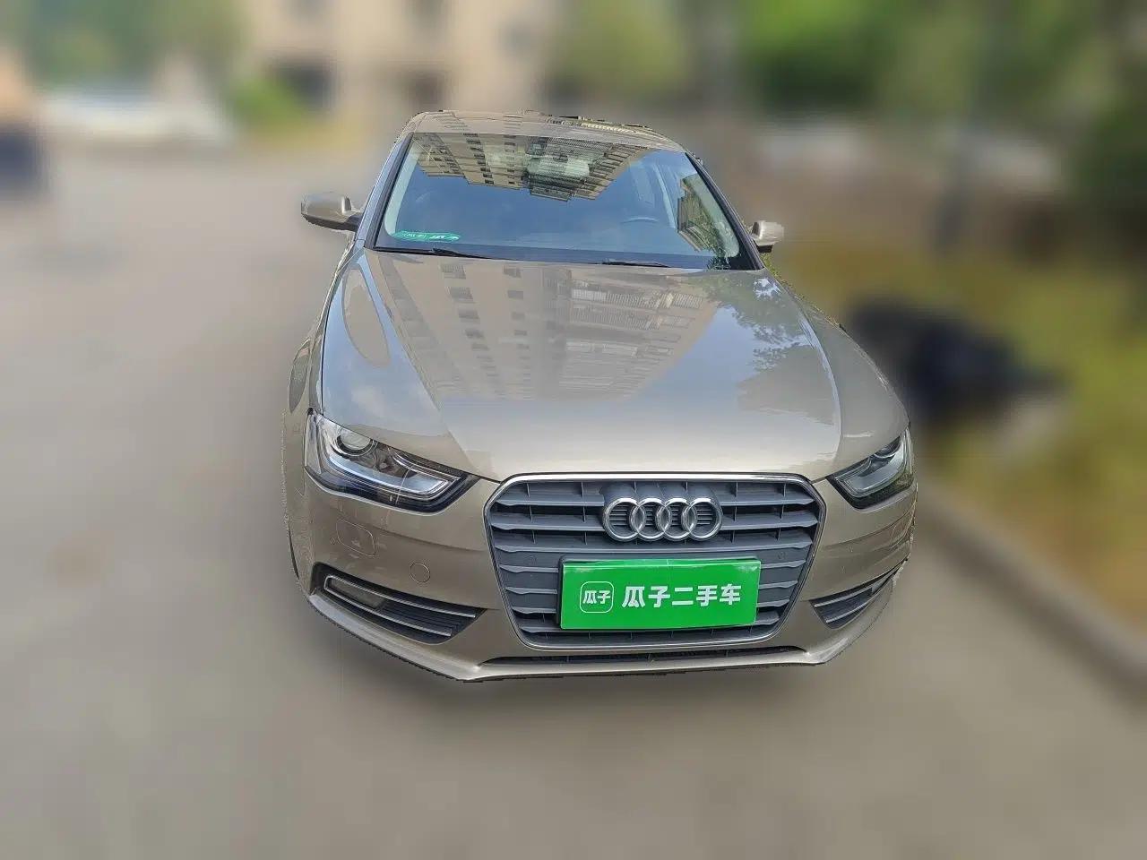 Audi A4L 2013 35 TFSI Automatic Standard Model — миниатюра 2