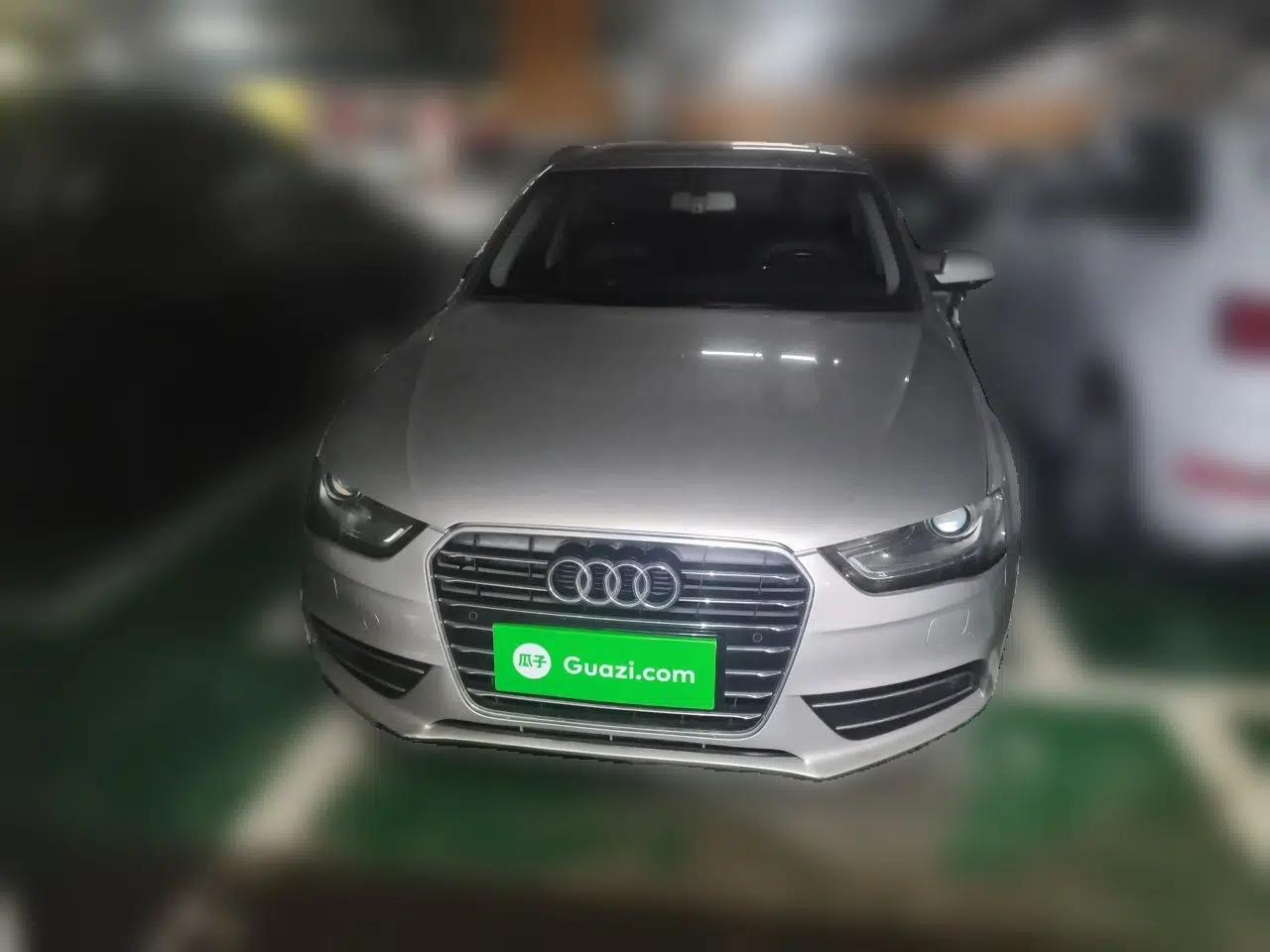 Audi A4L 2015 35 TFSI Automatic Comfort Model — миниатюра 2