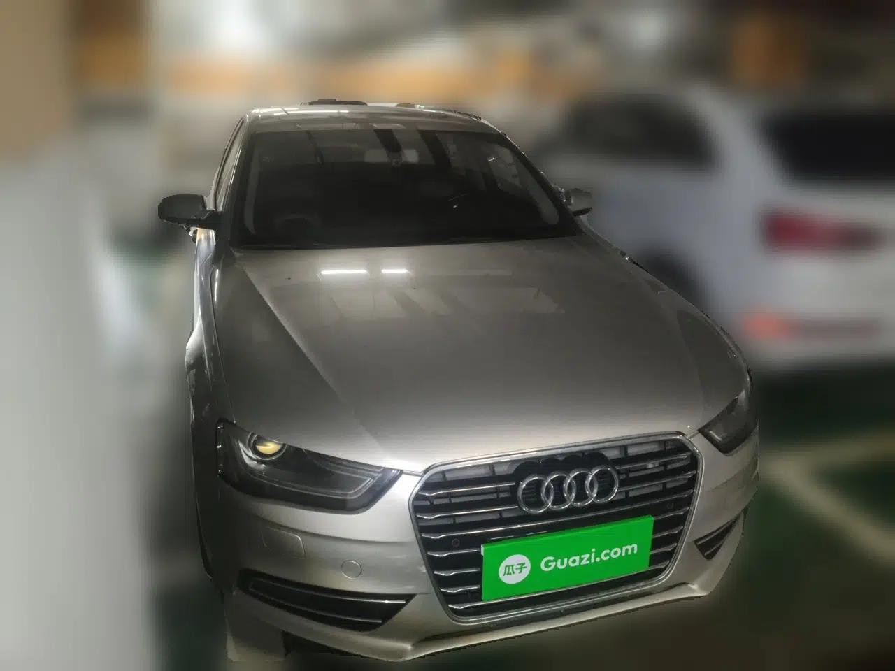 Audi A4L 2015 35 TFSI Automatic Comfort Model — миниатюра 3
