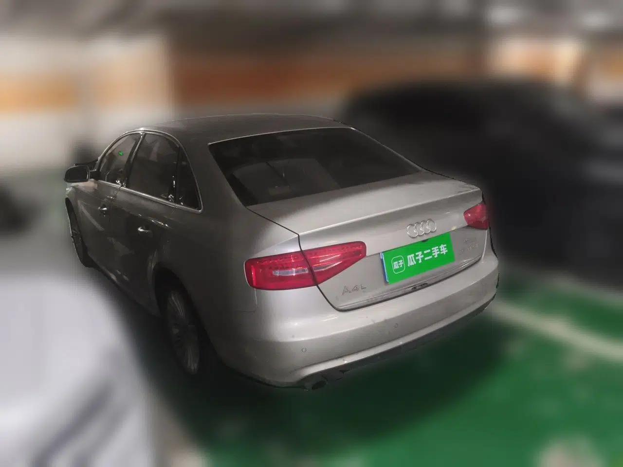 Audi A4L 2015 35 TFSI Automatic Comfort Model — миниатюра 4