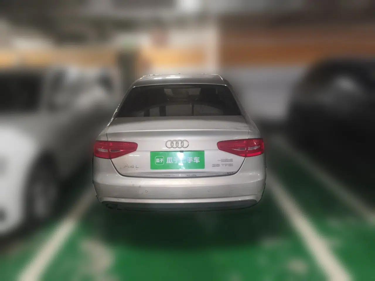 Audi A4L 2015 35 TFSI Automatic Comfort Model — миниатюра 5