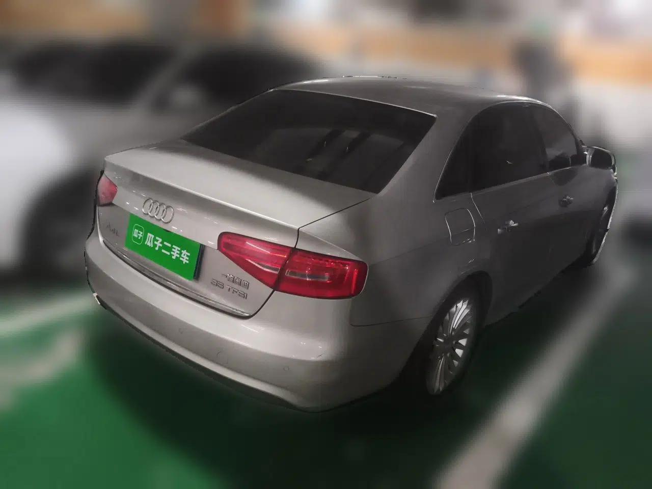 Audi A4L 2015 35 TFSI Automatic Comfort Model — миниатюра 6