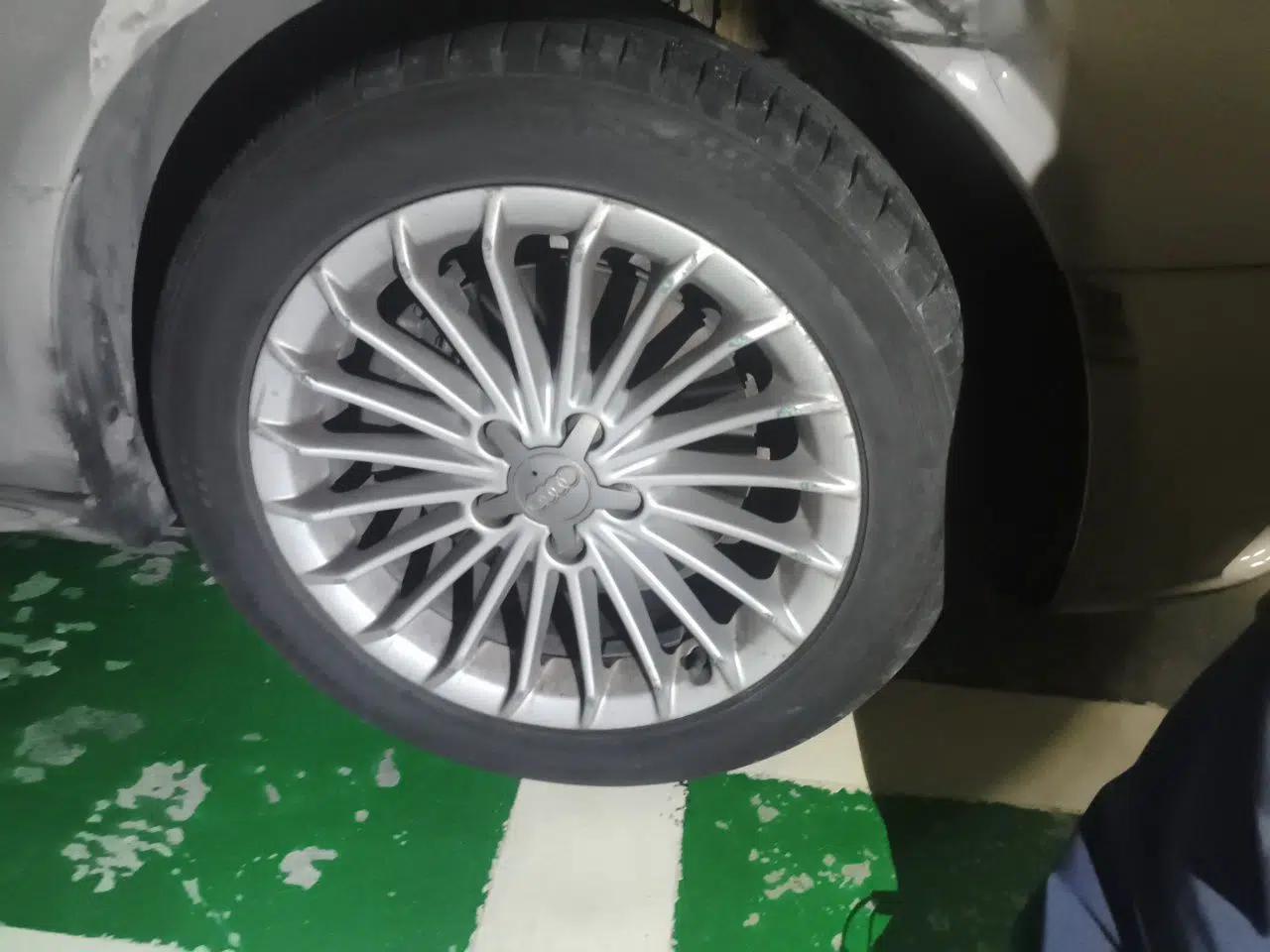Audi A4L 2015 35 TFSI Automatic Comfort Model — миниатюра 8