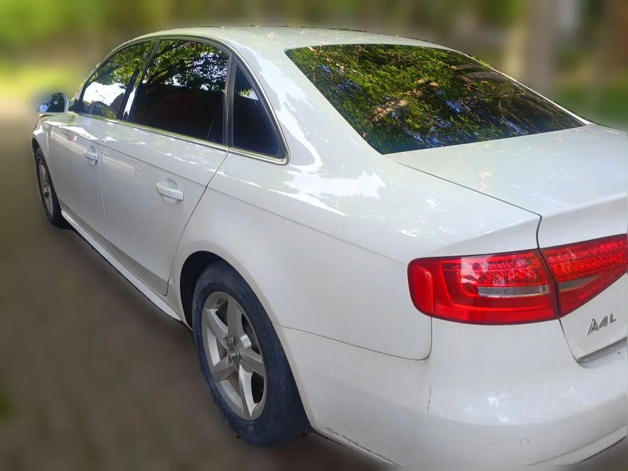 Audi A4L 2013 35 TFSI Automatic Standard Model — миниатюра 4