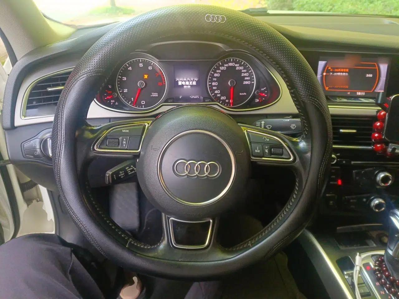 Audi A4L 2013 35 TFSI Automatic Standard Model — миниатюра 10