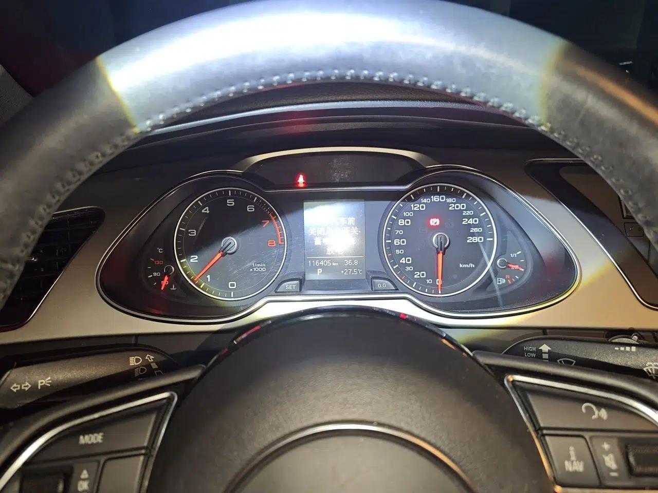 Audi A4L 2013 35 TFSI Automatic Standard Model — миниатюра 11