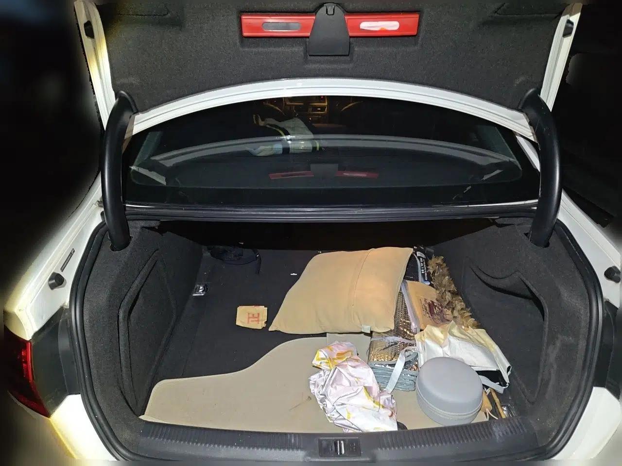 Audi A4L 2013 35 TFSI Automatic Standard Model — миниатюра 19