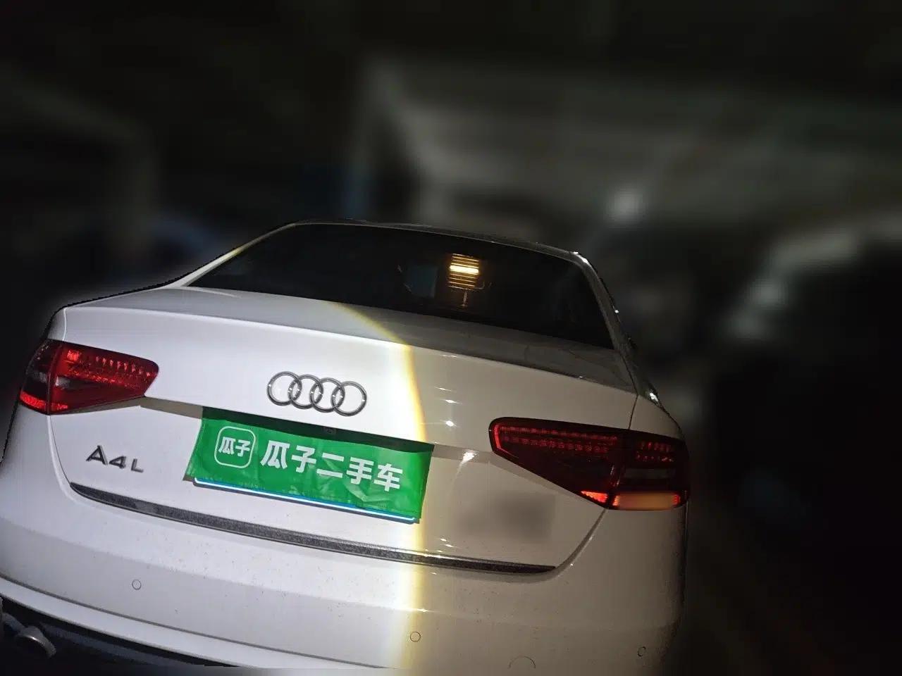 Audi A4L 2013 35 TFSI Automatic Standard Model — миниатюра 5