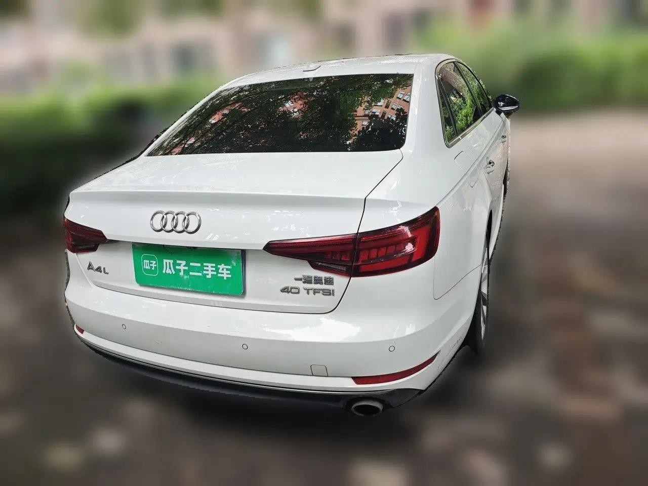 Audi A4L 2018 30th Anniversary Edition 40 TFSI Trendy Model — миниатюра 5