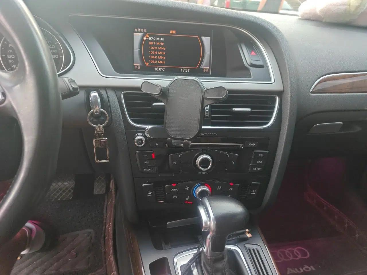 Audi A4L 2013 35 TFSI Automatic Comfort Model — миниатюра 13