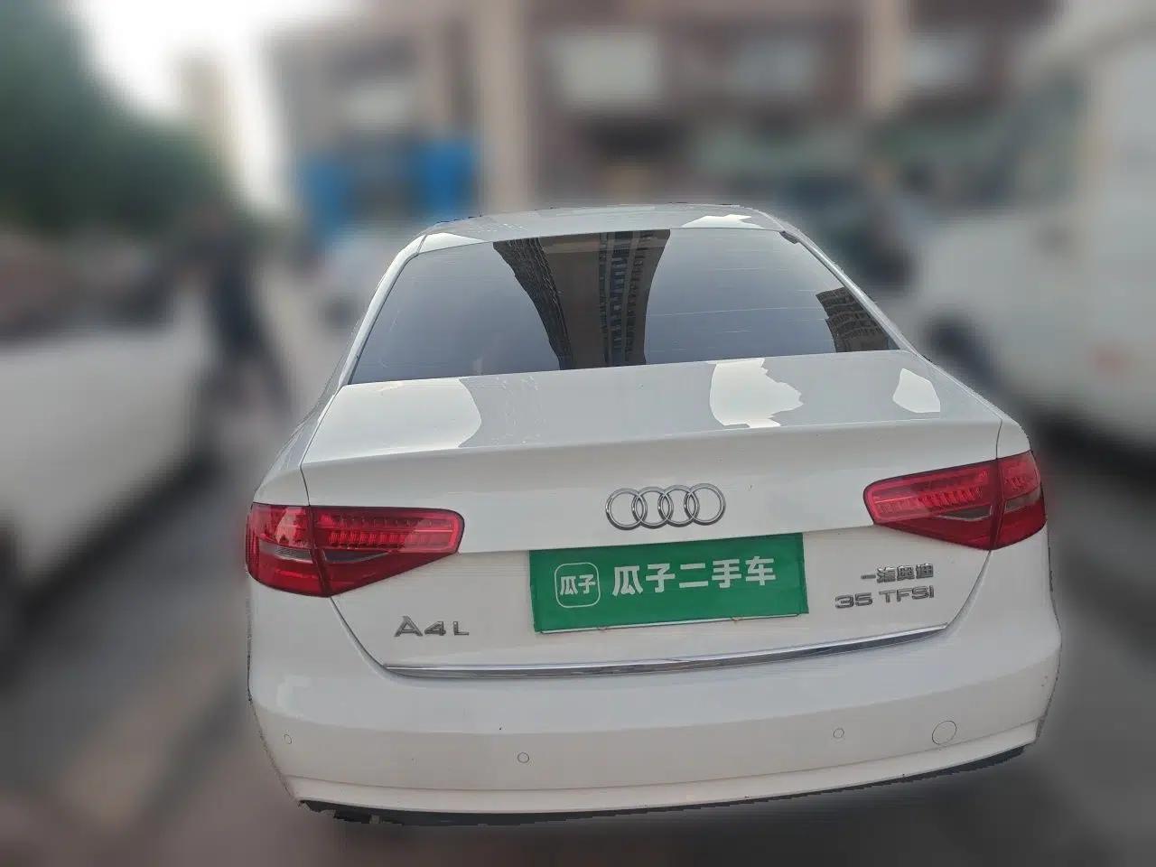 Audi A4L 2013 35 TFSI Automatic Comfort Model — миниатюра 5