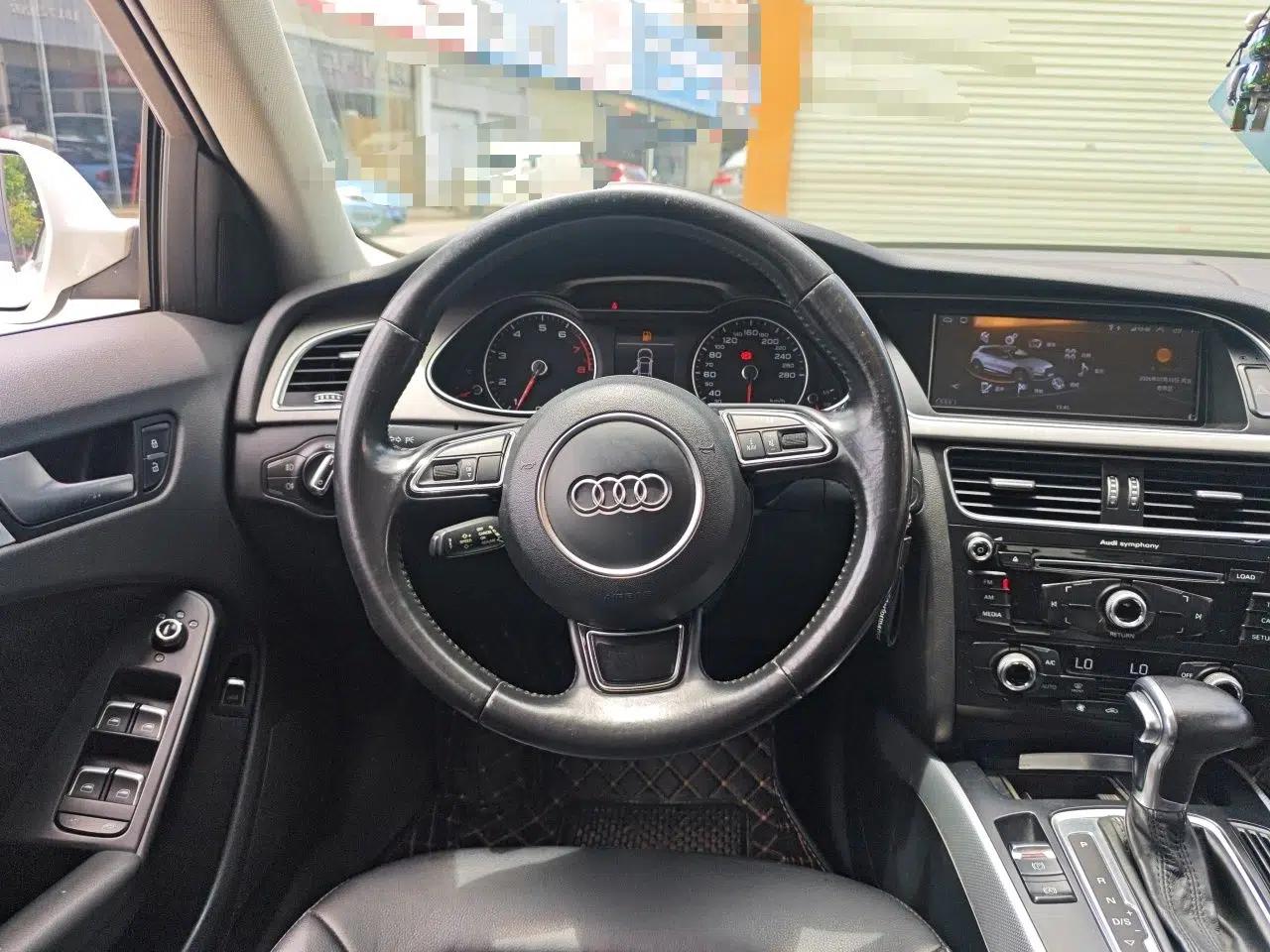 Audi A4L 2015 35 TFSI Automatic Standard Model — миниатюра 10