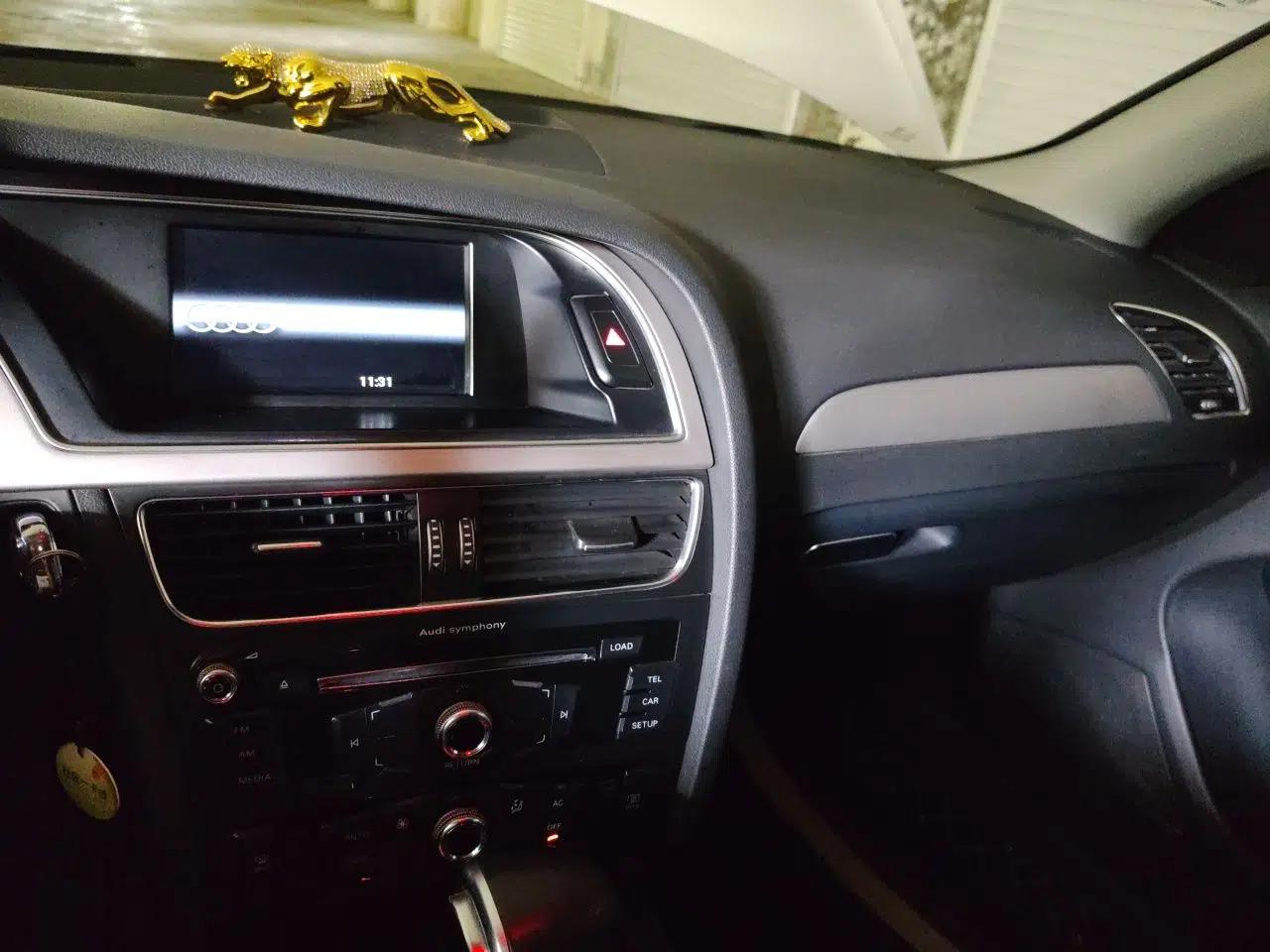 Audi A4L 2013 35 TFSI Automatic Standard Model — миниатюра 13