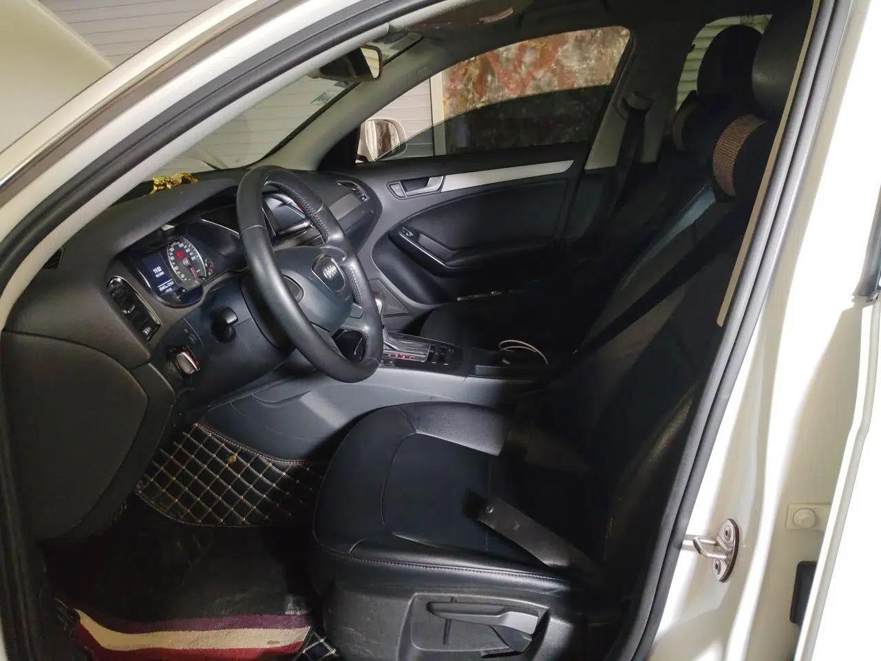 Audi A4L 2013 35 TFSI Automatic Standard Model — миниатюра 15