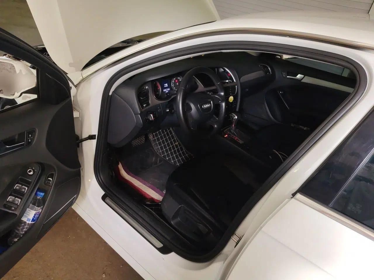 Audi A4L 2013 35 TFSI Automatic Standard Model — миниатюра 16