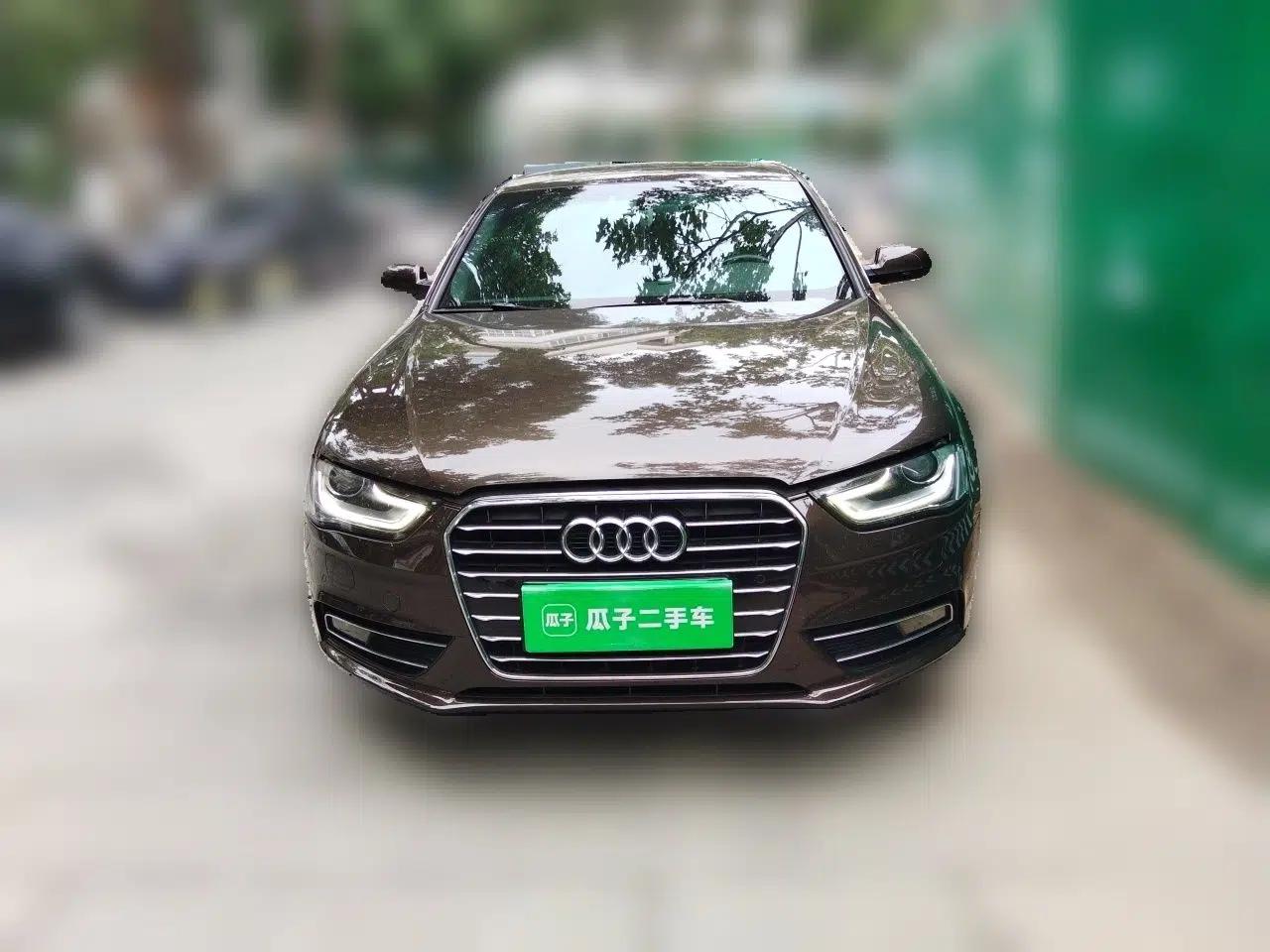 Audi A4L 2015 35 TFSI Automatic Comfort Model — миниатюра 2