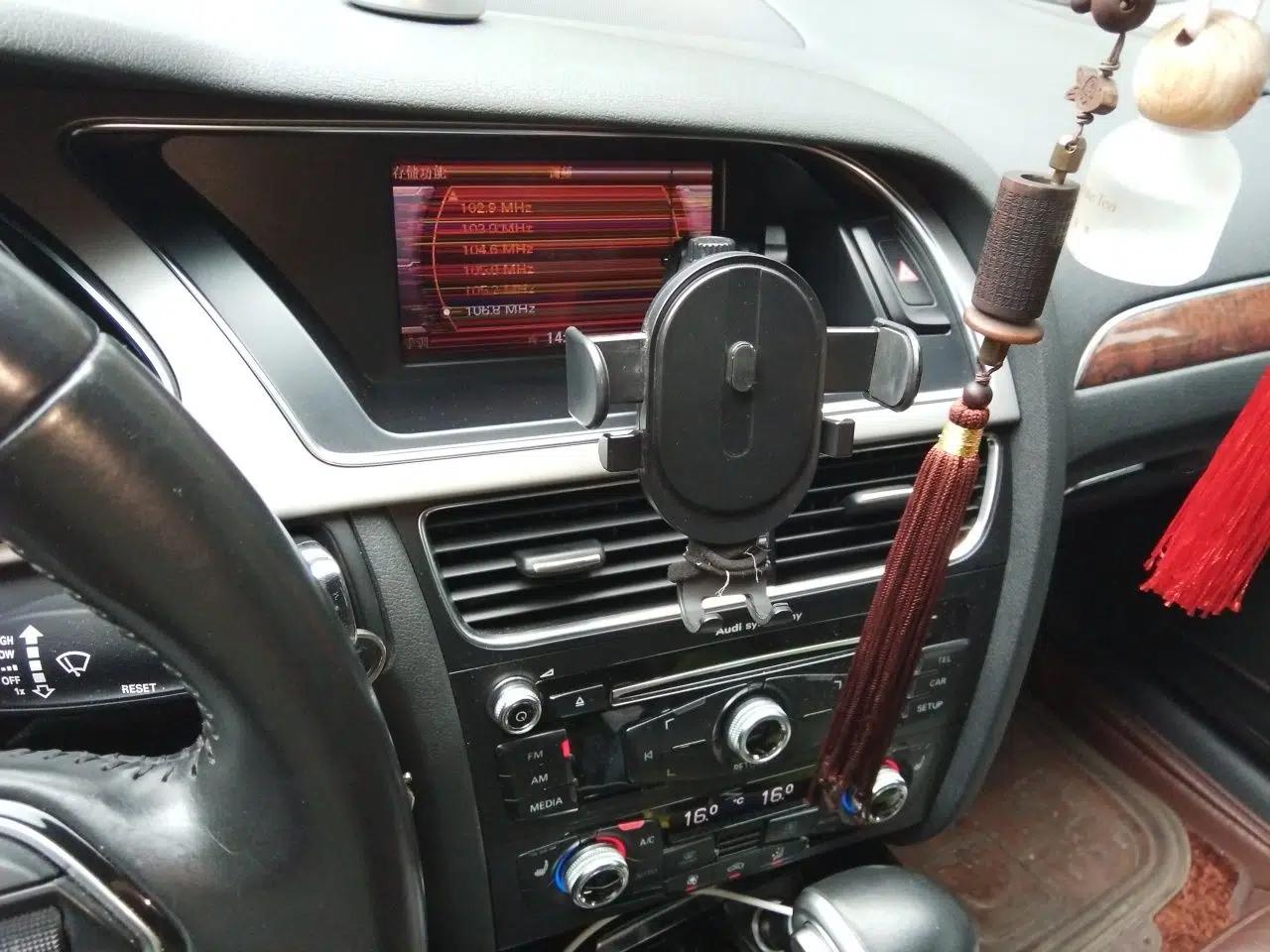 Audi A4L 2015 35 TFSI Automatic Comfort Model — миниатюра 13