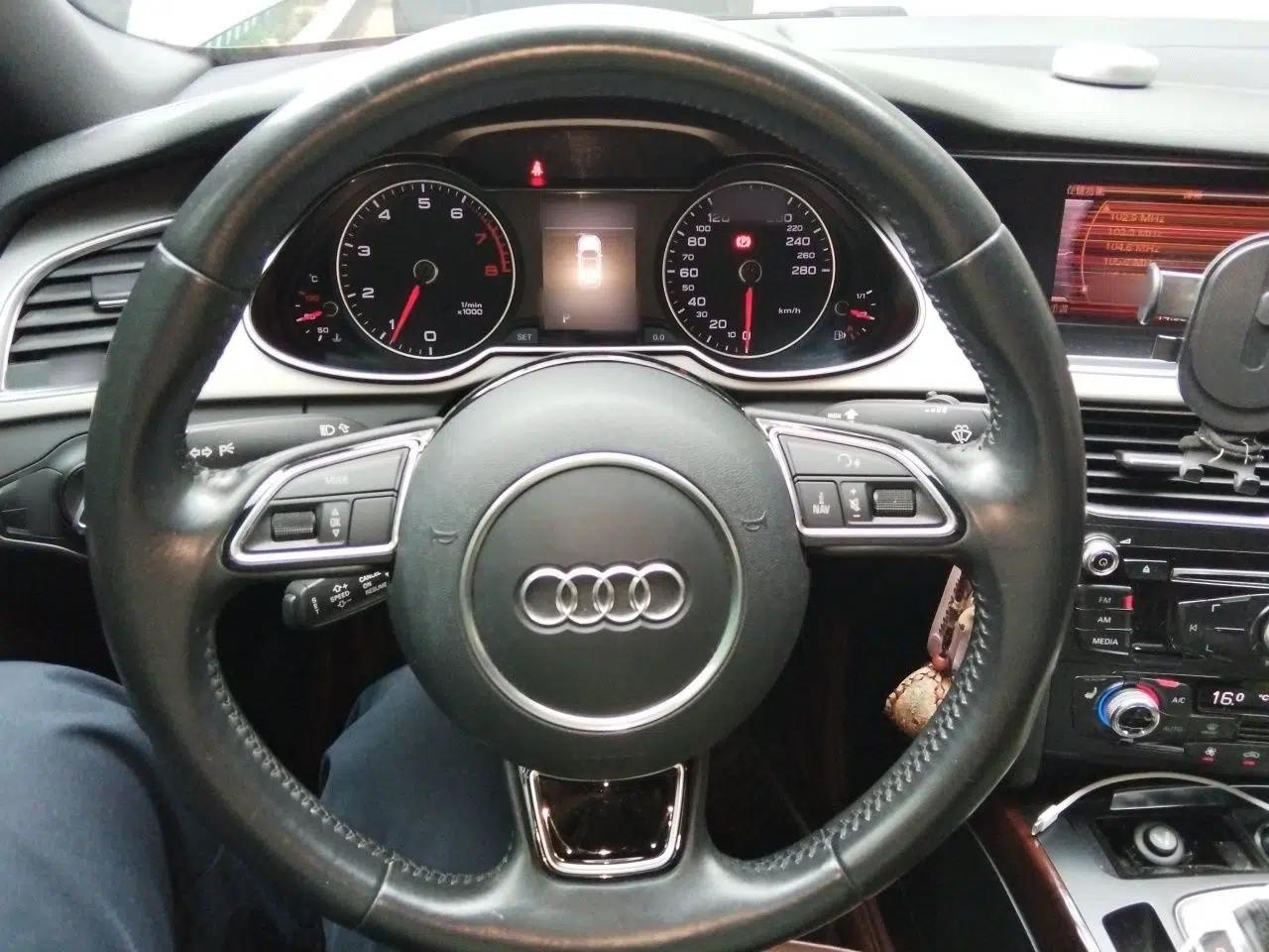 Audi A4L 2015 35 TFSI Automatic Comfort Model — миниатюра 10