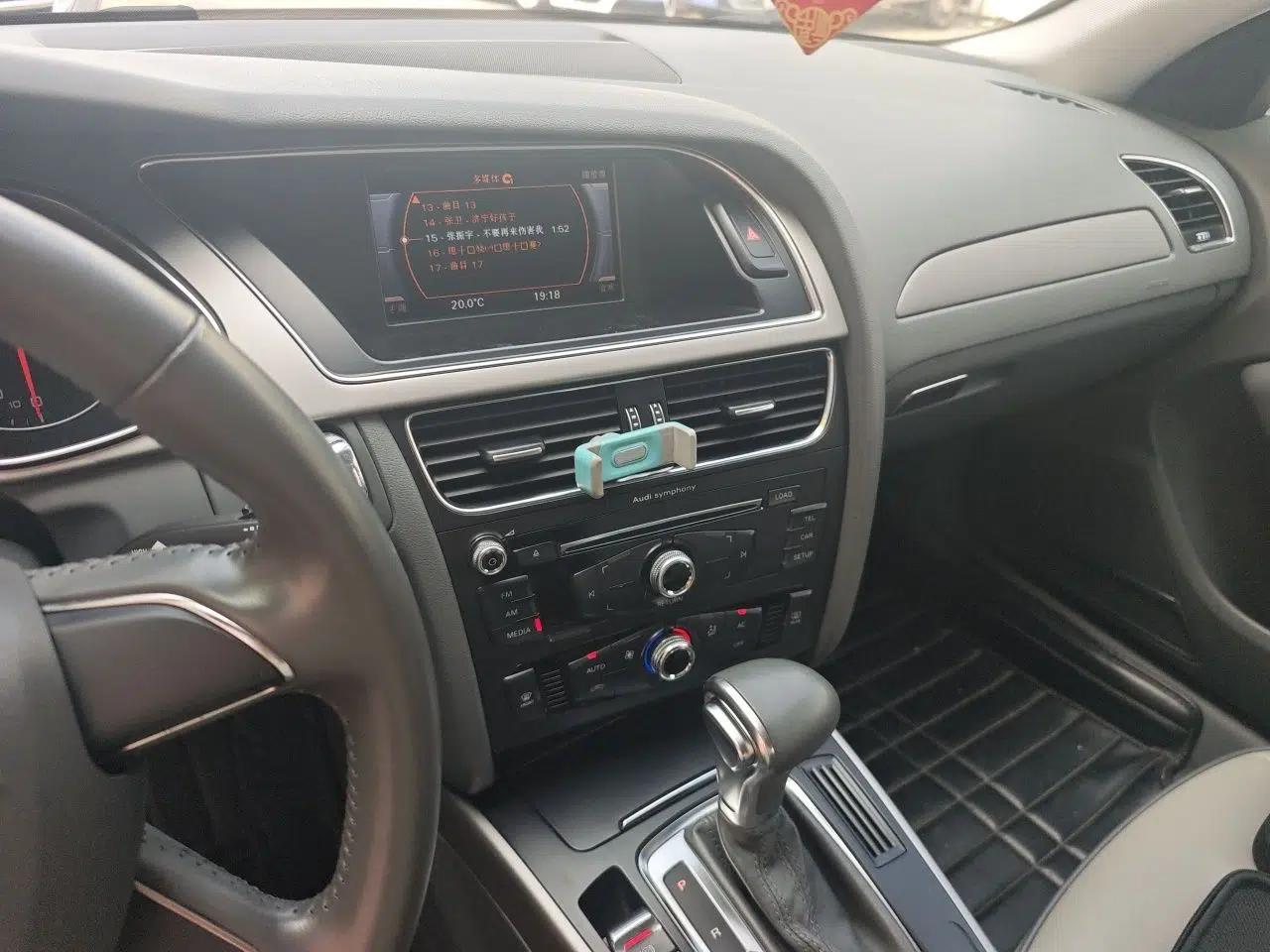 Audi A4L 2013 30 TFSI Automatic Comfort Model — миниатюра 13