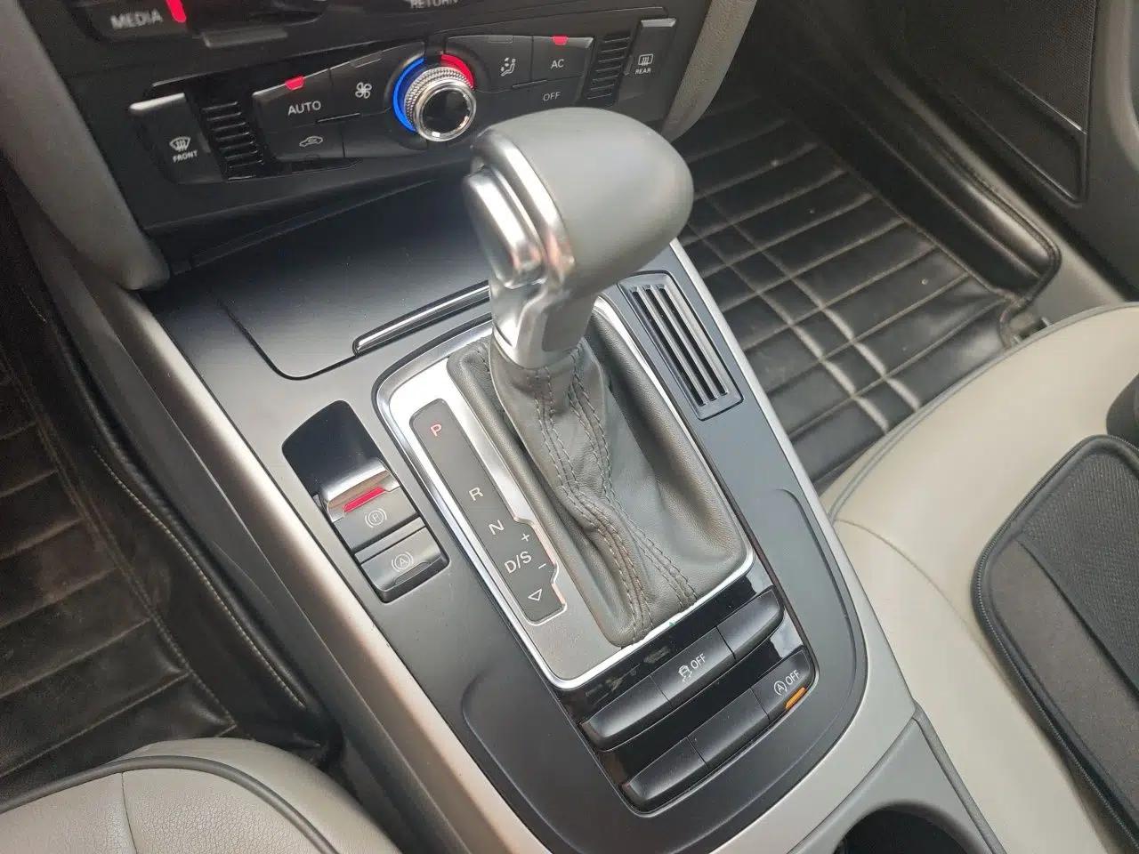 Audi A4L 2013 30 TFSI Automatic Comfort Model — миниатюра 14