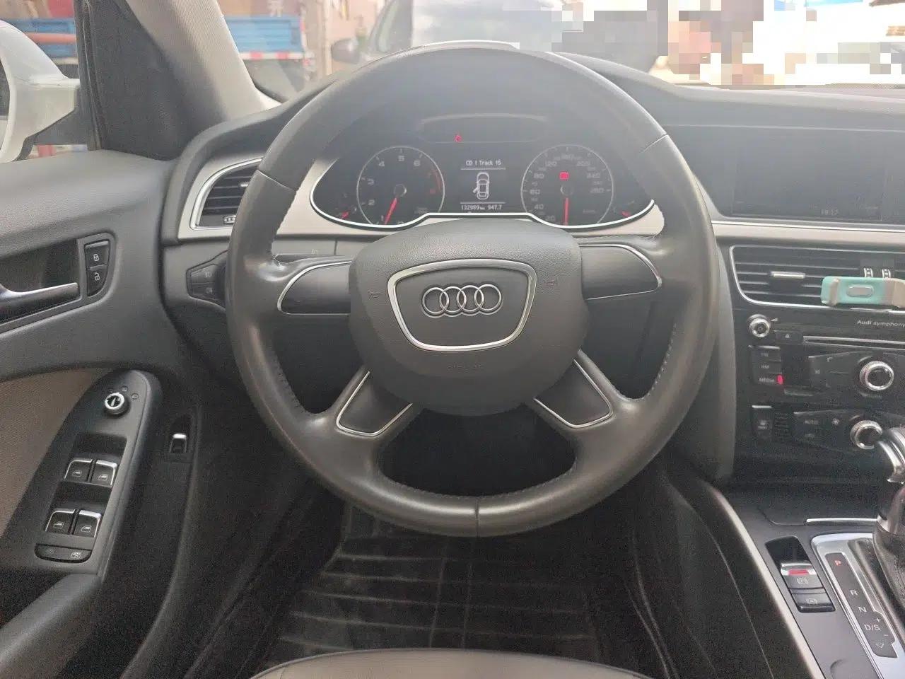 Audi A4L 2013 30 TFSI Automatic Comfort Model — миниатюра 10