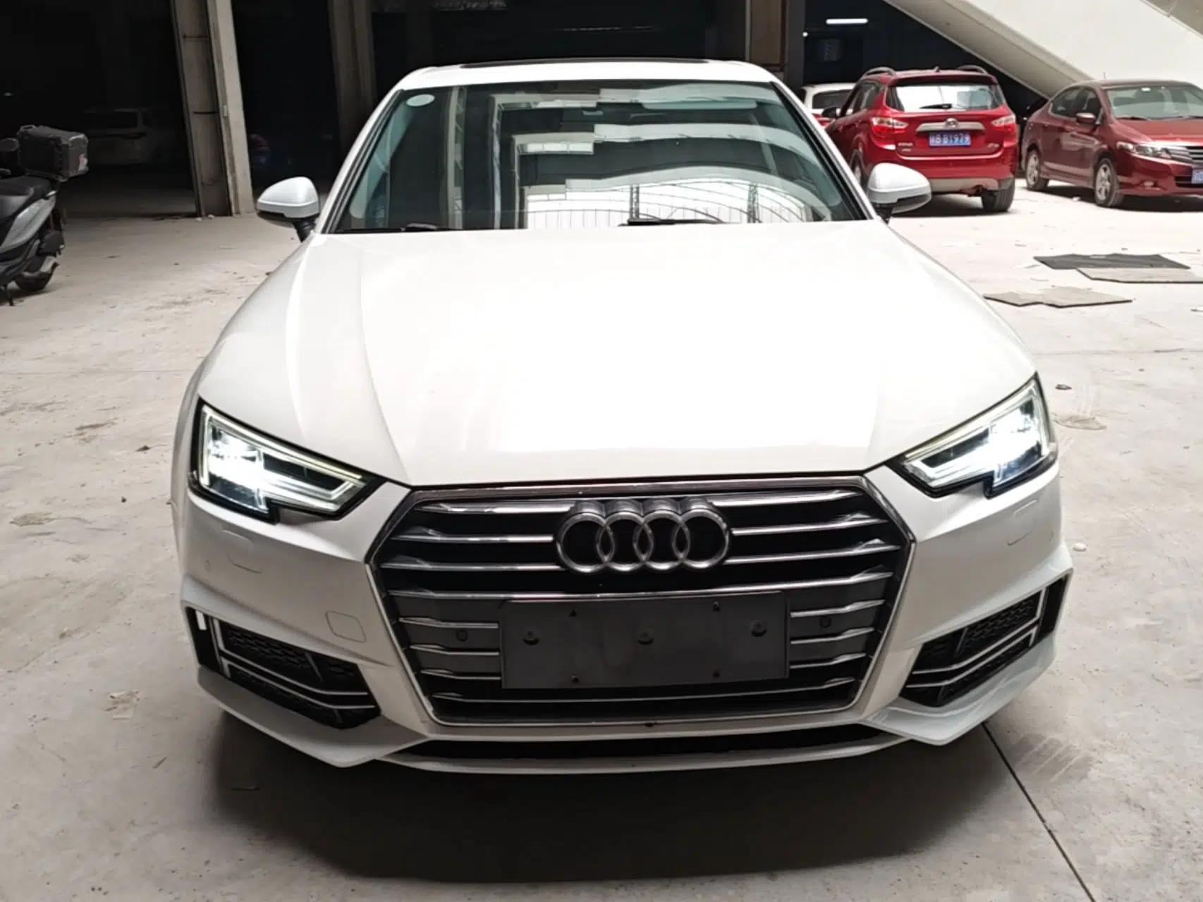 Audi A4L 2019 40 TFSI Ambition Version China V — миниатюра 2