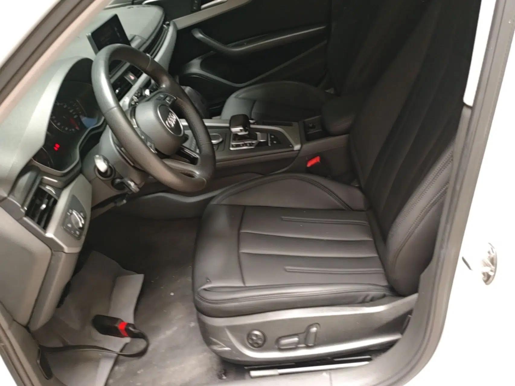 Audi A4L 2019 40 TFSI Ambition Version China V — миниатюра 22