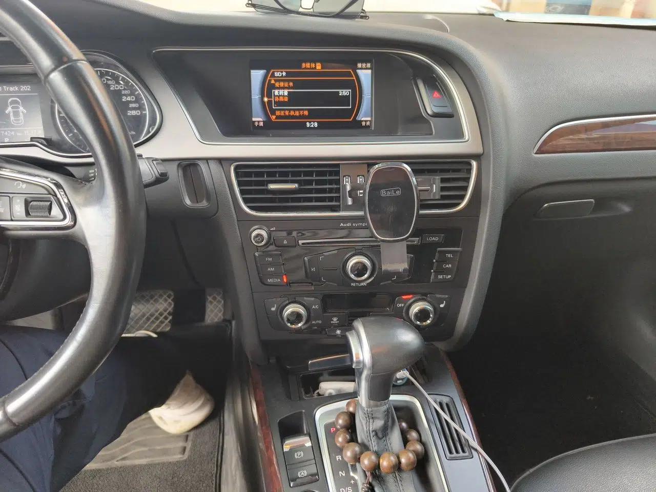 Audi A4L 2016 35 TFSI Collection Edition S line Comfort Model — миниатюра 13