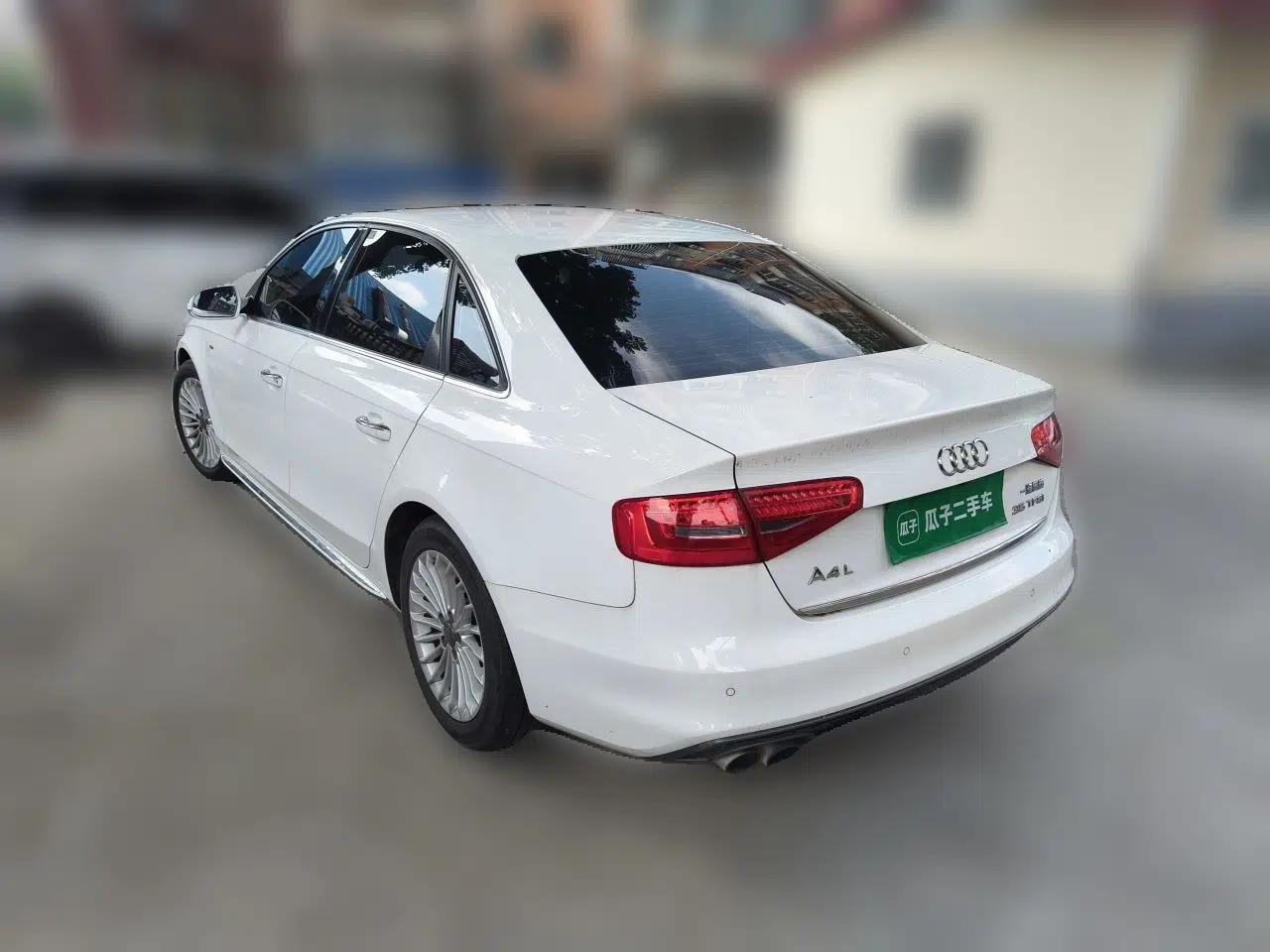 Audi A4L 2016 35 TFSI Collection Edition S line Comfort Model — миниатюра 4