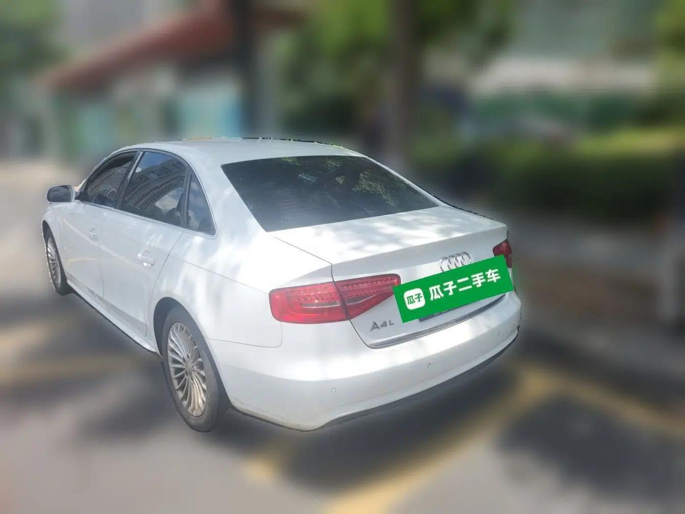 Audi A4L 2015 35 TFSI Automatic Comfort Model — миниатюра 4