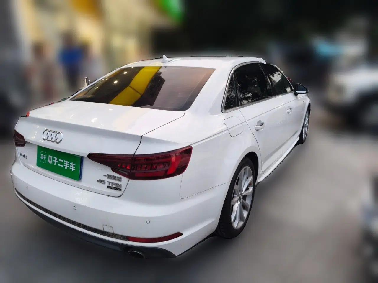 Audi A4L 2018 30th Anniversary Edition 45 TFSI quattro Individual Sport Edition — миниатюра 6