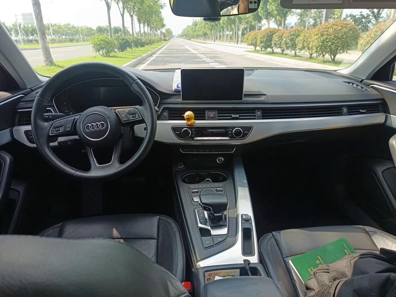Audi A4L 2019 40 TFSI Fashion Edition China VI Emission Standard — миниатюра 9