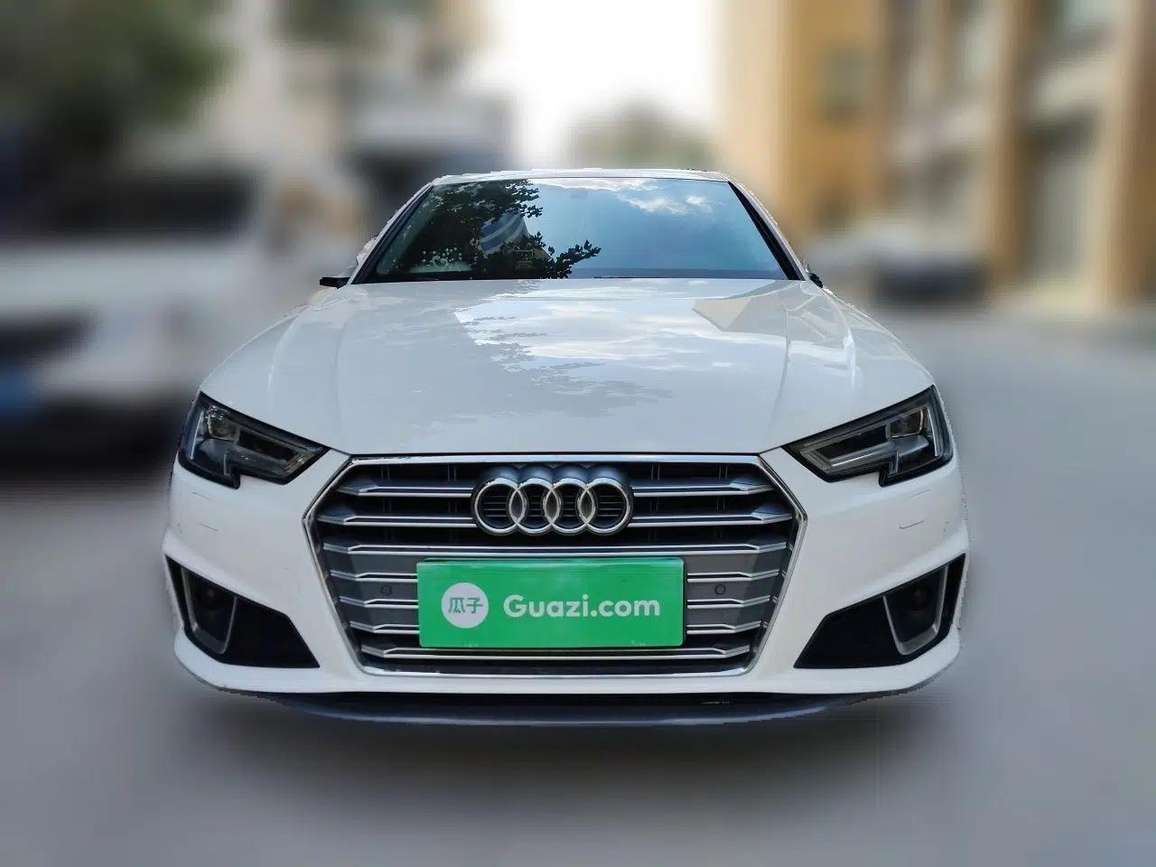 Audi A4L 2019 40 TFSI Fashion Edition China VI Emission Standard — миниатюра 2