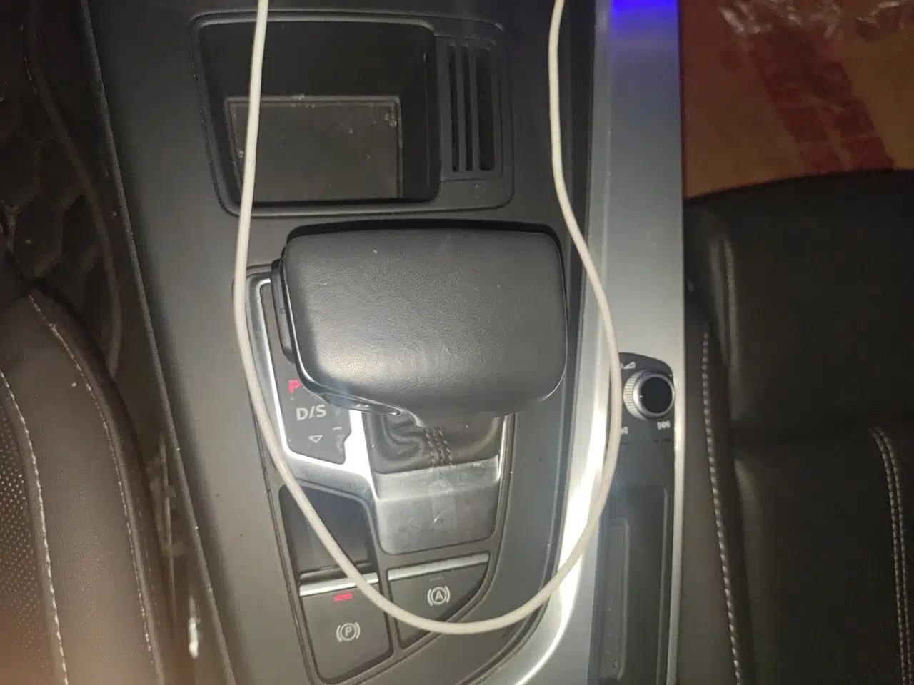Audi A4L 2020 40 TFSI Fashion Dynamic Model — миниатюра 14