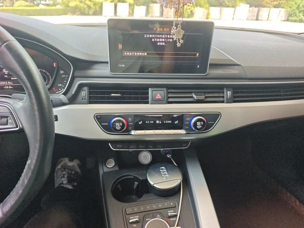 Audi A4L 2019 40 TFSI Fashion Edition China VI Emission Standard — миниатюра 13