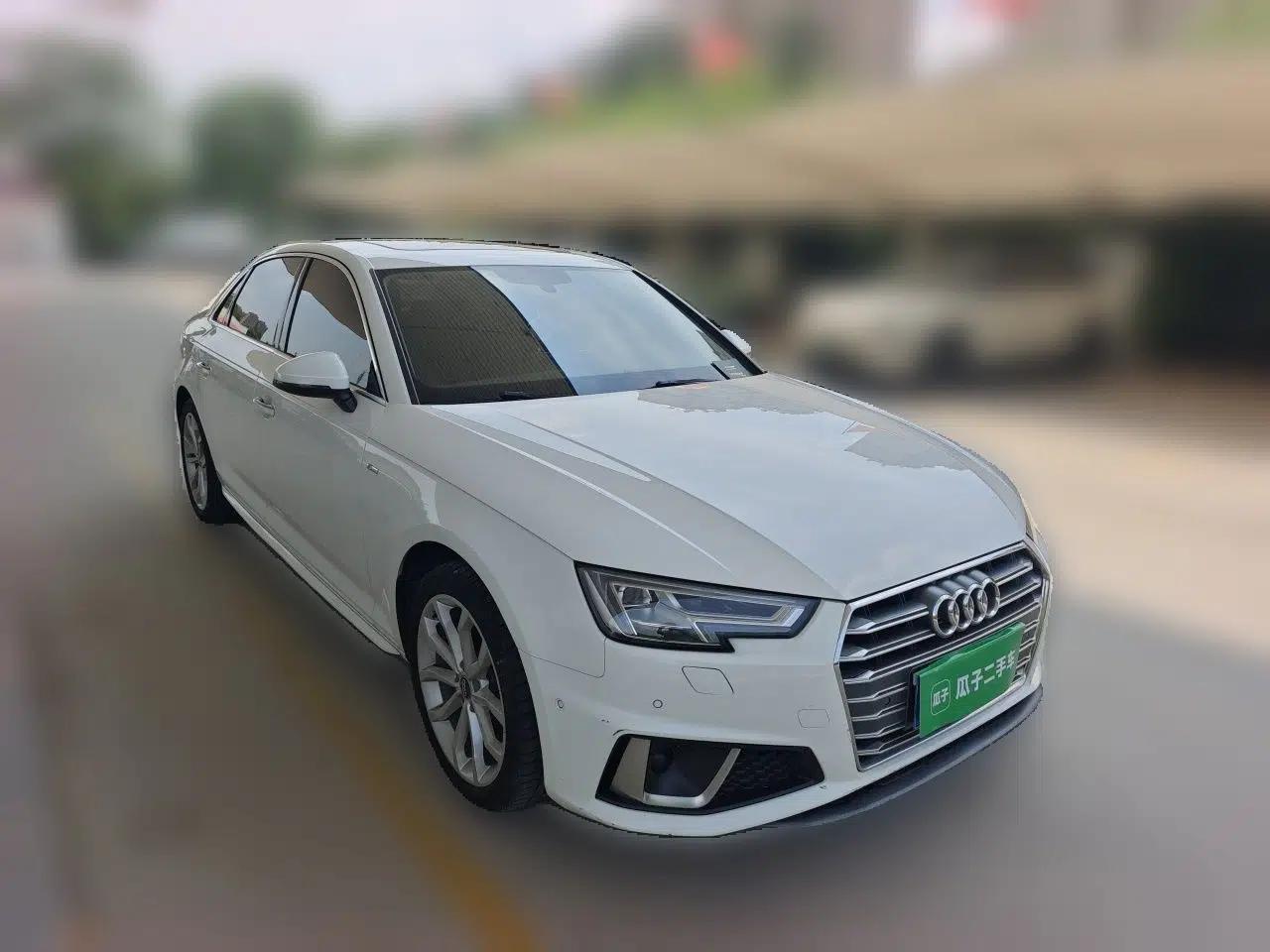 Audi A4L 2019 40 TFSI Fashion Edition China VI Emission Standard — миниатюра 3