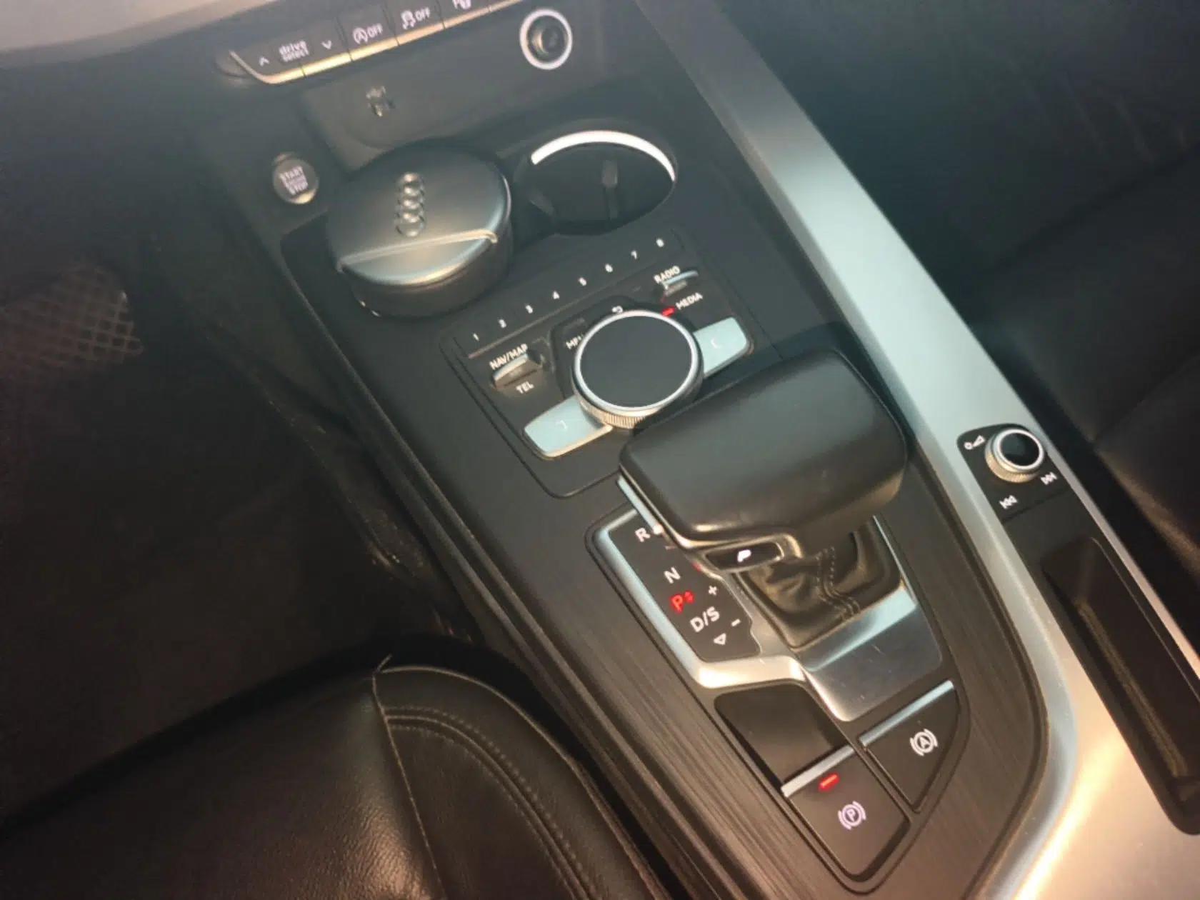 Audi A4L 2019 40 TFSI Fashion Edition China VI Emission Standard — миниатюра 16